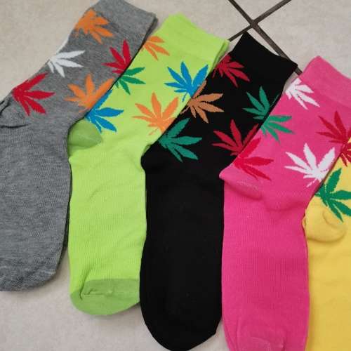 6 Pairs of Unisex Weed Leaf Socks