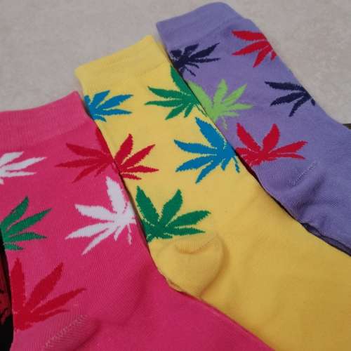 6 Pairs of Unisex Weed Leaf Socks