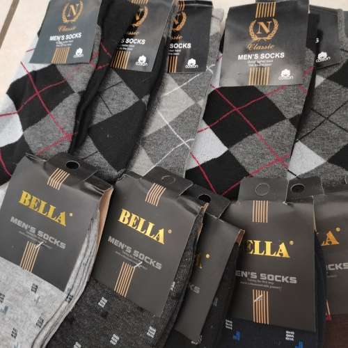 12 PAIRS of Mens Dress Socks