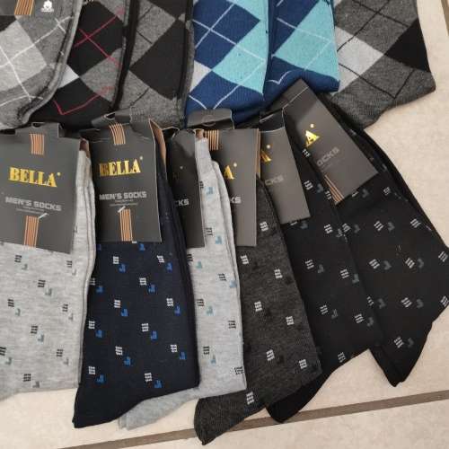 12 PAIRS of Mens Dress Socks
