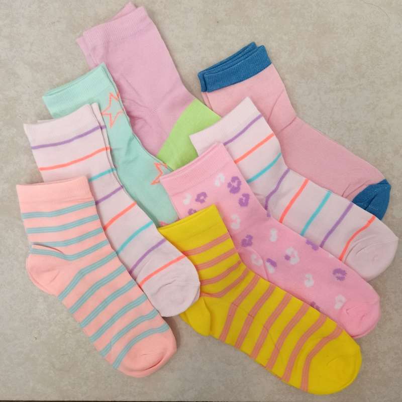 8 PAIRS of Ladies Ankle Socks