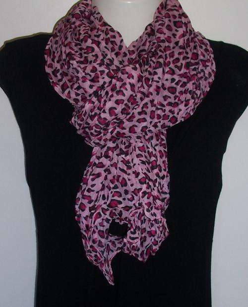 Leopard Print Crinkled Scarf - PINK