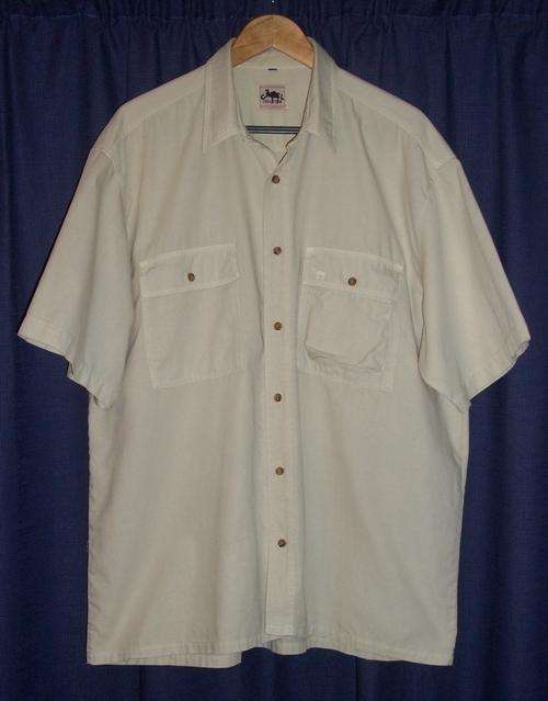 Short Sleeved Cream Shirt by CAMEL COLLECTION - Size XL  ** GREAT QUALITY **
