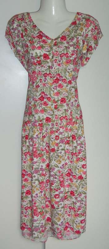 Pretty Floral Summer Dress by Foschini - Size 10