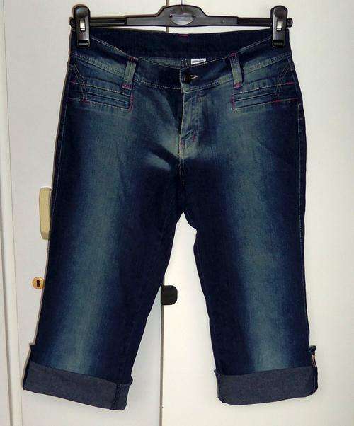 Dark Blue 1/2 Length Jean Shorts by RIVET JEANS - Size 34
