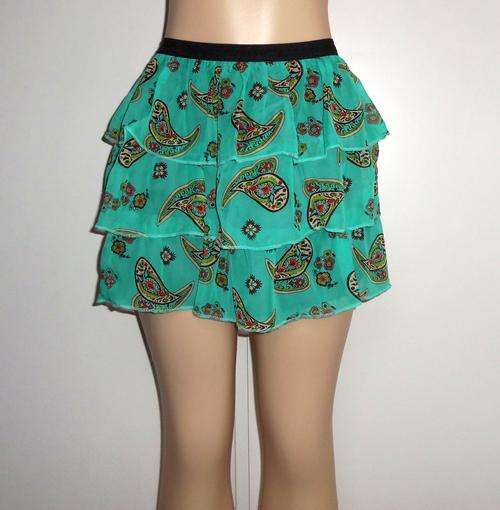 Green Printed Mini Ruffle Skirt - Size Medium  ** New **