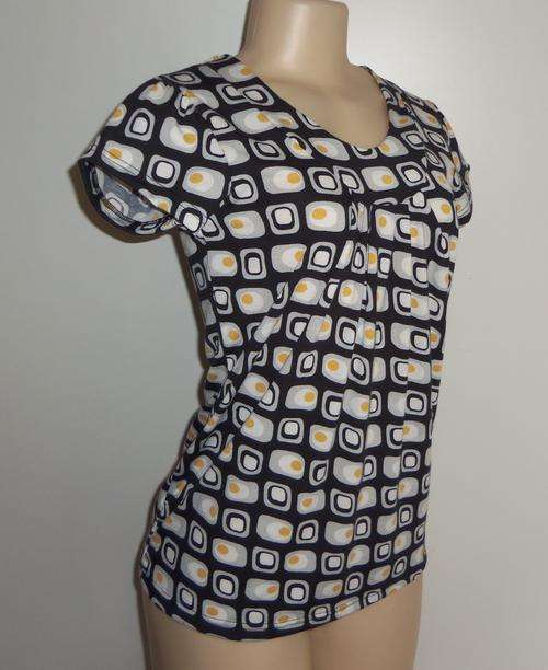 Black, White and Yellow Patterned Top - Size Small ** BRAND NEW **