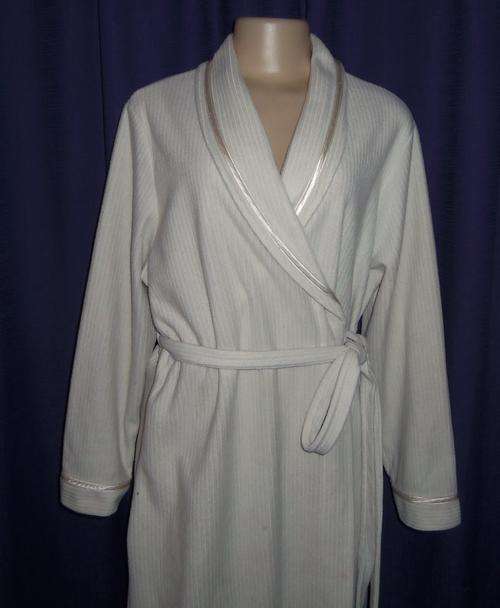 Full Length Cream Gown by SHELLEY (Sold at Edgars) - Size MEDIUM (Bust 92-97cm)
