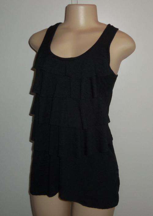 Stylish Black Top with Front Ruffles by DEREK HEART - Size MEDIUM *** BRAND NEW ***