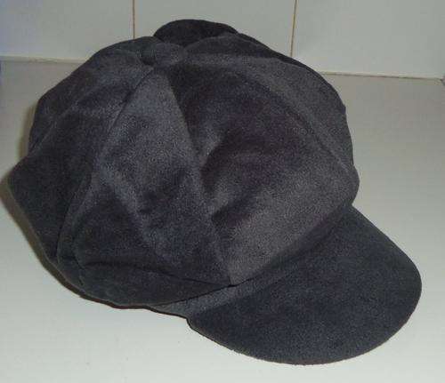 Ladies Stylish Grey Winter Cap  ** BRAND NEW **