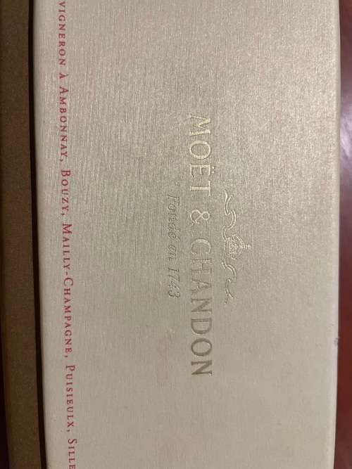 Moet&Chandon Champagne 1999 Boxed Unopened