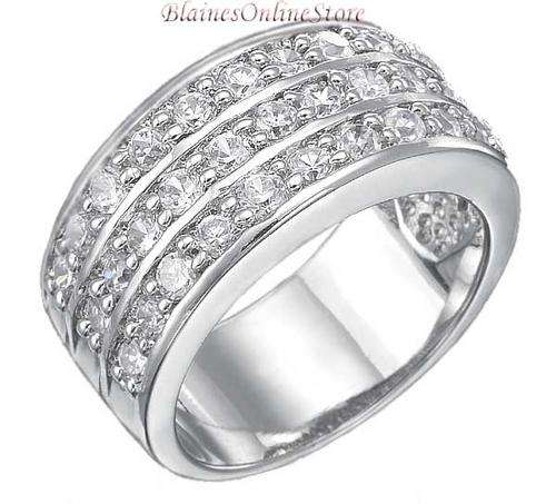 EXQUISITE 2.70CTW BRILLIANT CUT SIMULATED DIAMOND RING!
