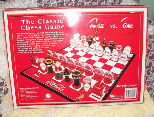 COCA COLA COLLECTORS CHESS SET. COCA COLA VS COKE