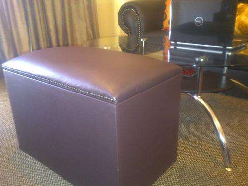 ABSOLUTELY FABULOUS !!! BRAND NEW STORAGE OTTOMAN!!!