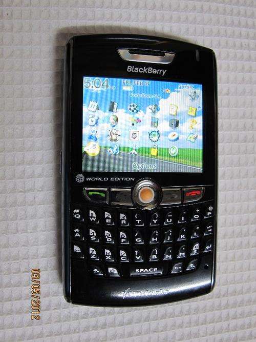 Genuine! BLACKBERRY 8830 BBM AND EMAIL ETC. EXCELLENT CONDITION!!