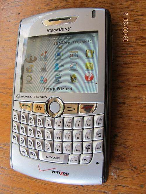 EXCELLENT CONDITION!!Genuine Blackberry 8830** Unlocked**100% working ** IN STOCK, 24 hour shipping