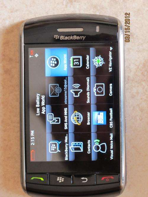 BOXED! Genuine Blackberry STORM 9530 *Unlocked*100% Working*IN STOCK*Charger, SD Card, Battery