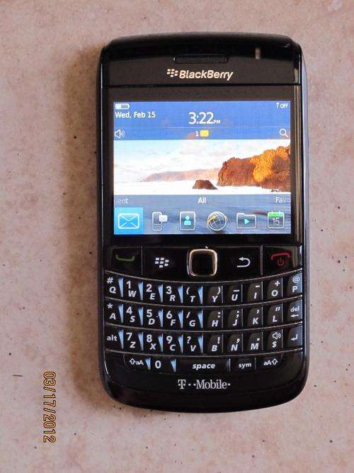 EXCELLENT CONDITION & BOXED Genuine Blackberry BOLD 9700*Unlocked*100% Working*IN STOCK*