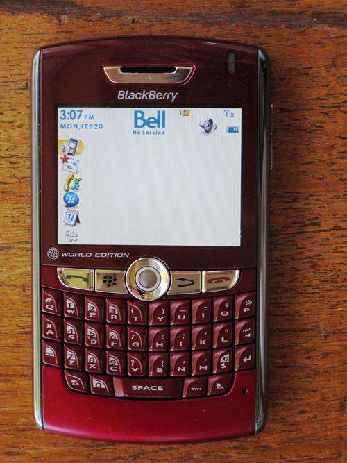 EXCELLENT CONDITION!!RED!! Genuine Blackberry 8830** Unlocked**100% working ** IN STOCK