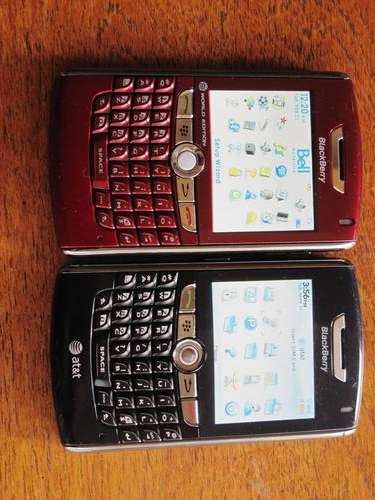 TWO BLACKBERRYS! !!!2 x Genuine Blackberry 8830*100% working ** IN STOCK,