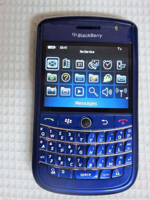 ORIGINAL REFURBISHED!!PURPLE!! BLACKBERRY 9630 TOUR/BOLD 3G (please see description)