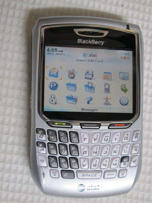 BLACKBERRY 8700C Good Condition ,BBM, BIS with battery & Charger 100% working order
