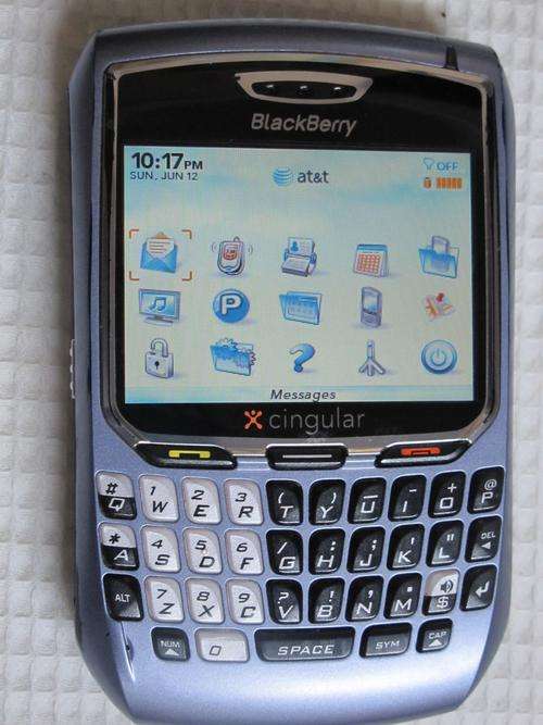 BLACKBERRY 8700C Good Condition ,BBM, BIS with battery & Charger 100% working order