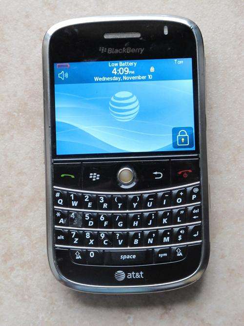 AS NEW!! Genuine Blackberry BOLD 9000 *Unlocked*100% Working*IN STOCK*Charger, SD Card, Battery