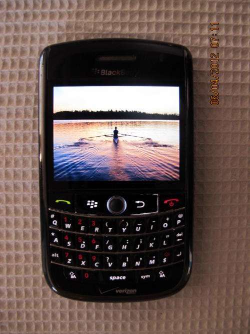 GOOD CONDITION!!Genuine Blackberry TOUR *100% Working*IN STOCK*Charger & Battery