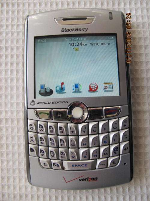 Genuine! BLACKBERRY 8830 BBM AND EMAIL ETC. EXCELLENT CONDITION!!