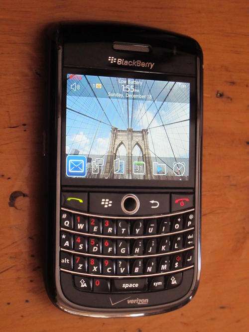 ORIGINAL EXCELLENT CONDITION!!BLACKBERRY 9630 3G (please see description)