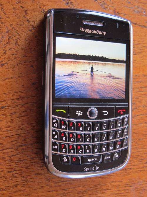 EXCELLENT CONDITION!!Genuine Blackberry TOUR 9630 !*100% Working*IN STOCK*Charger & Battery