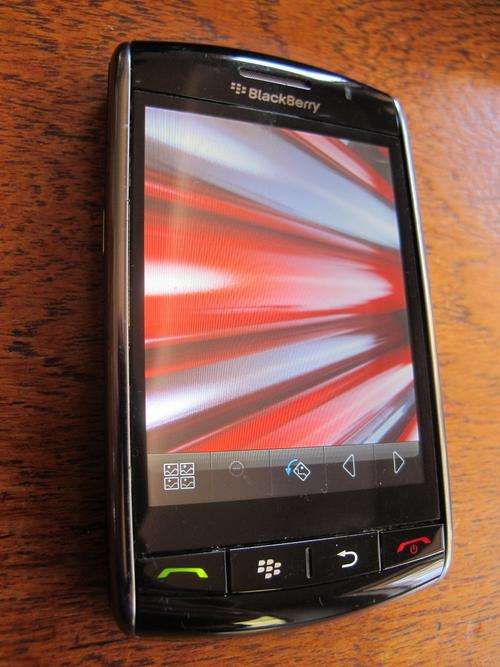 AS NEW!! Genuine Blackberry STORM 9530 *Unlocked*100% Working*IN STOCK*Charger, Battery