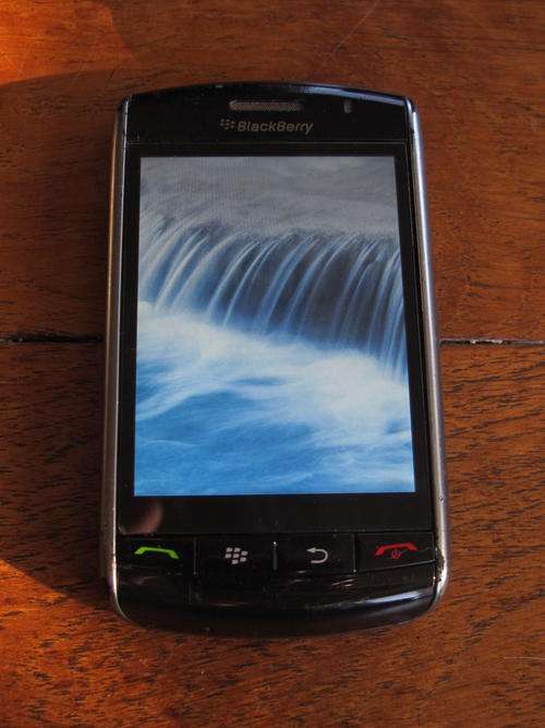 Genuine Blackberry STORM 9530 *Unlocked*100% Working*IN STOCK*Charger, Battery
