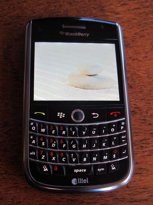 EXCELLENT CONDITION!!Genuine Blackberry TOUR 9630 !!*100% Working*IN STOCK*Charger & Battery