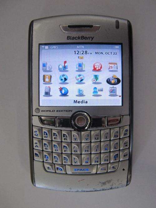 Genuine! BLACKBERRY 8830 BBM AND EMAIL ETC. EXCELLENT CONDITION!!