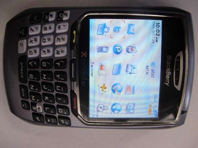 BLACKBERRY 8700C  Good Condition ,BBM, BIS with battery & Charger 100% working order