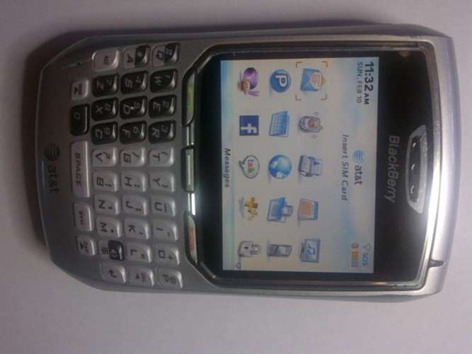 BLACKBERRY 8700C  Good Condition ,BBM, BIS with battery & Charger 100% working order