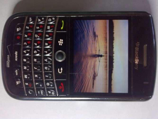 GOOD CONDITION!!Genuine Blackberry TOUR 9630 !!*100%