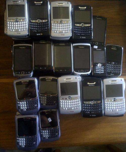 MASSIVE LOT! 61 BLACKBERRIES TO REPAIR OR SPARES!! Torch 9800s, Curves, Bolds, Pearls, Tours, Storms