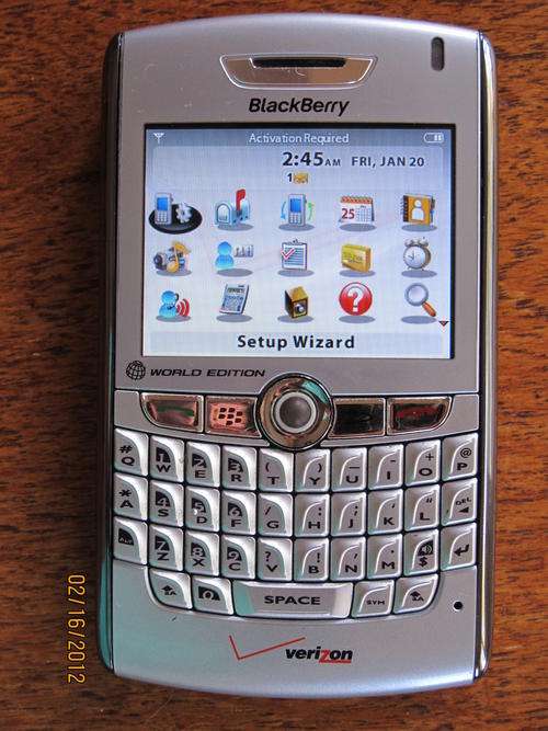 EXCELLENT CONDITION!! Genuine Blackberry 8830** Unlocked**100% working ** IN STOCK, 24 hour shipping