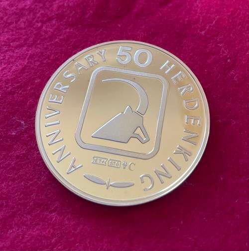 50th Anniversary Wildlife Medals Vervet Monkey 45mm Gilded Silver