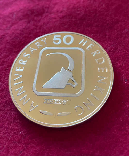 50th Anniversary Wildlife Medal 45mm Gilded Silver (Hyena)