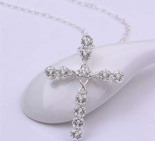 925 Silver Cubic Zircinia Cross Necklace