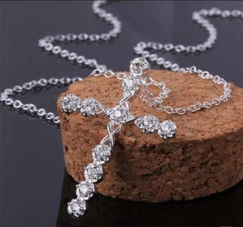 925 Silver Cubic Zircinia Cross Necklace