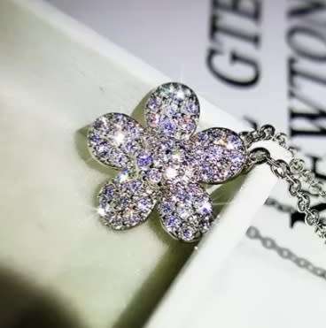925 Silver Small Daisy Flower Necklace