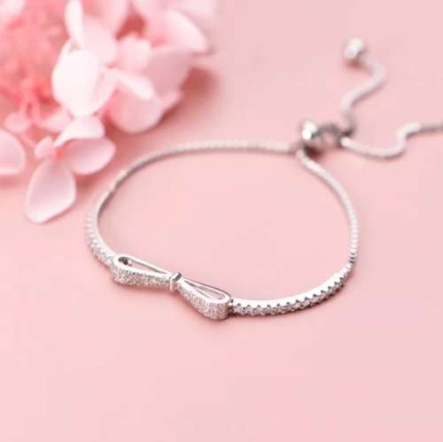 925 Silver Bow Bracelet