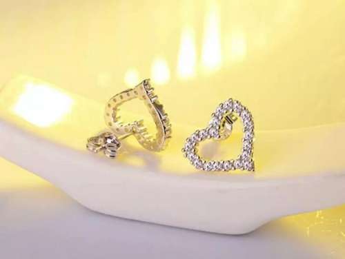 925 Silver CZ Heart Earrings