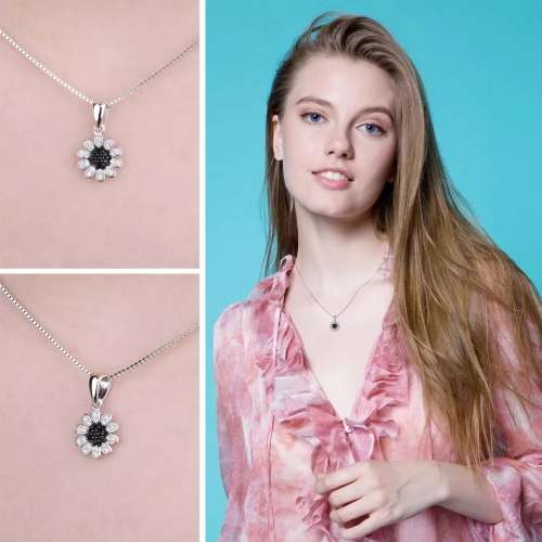 SPECIAL - 925 Silver Black Spinel Flower Necklace
