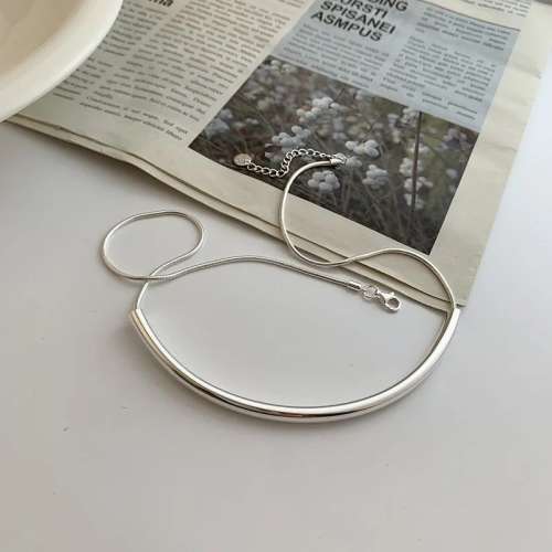 SPECIAL - 925 Silver Clavicle Tube Choker Necklace.